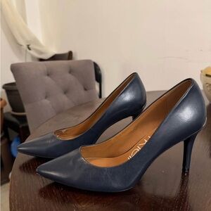 Elegant Navy Blue Heels